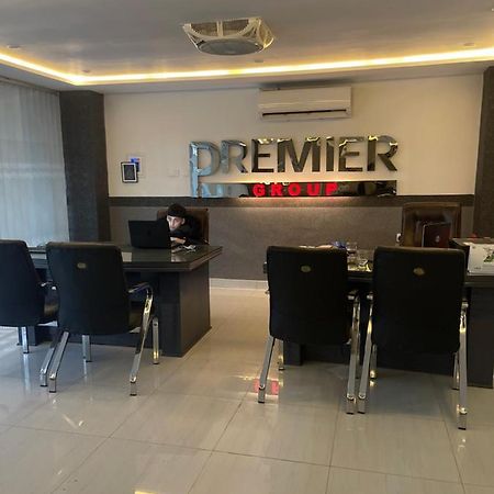 Отель Premier Heights Jhelum Экстерьер фото
