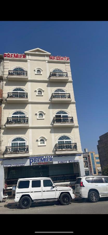 Отель Premier Heights Jhelum Экстерьер фото