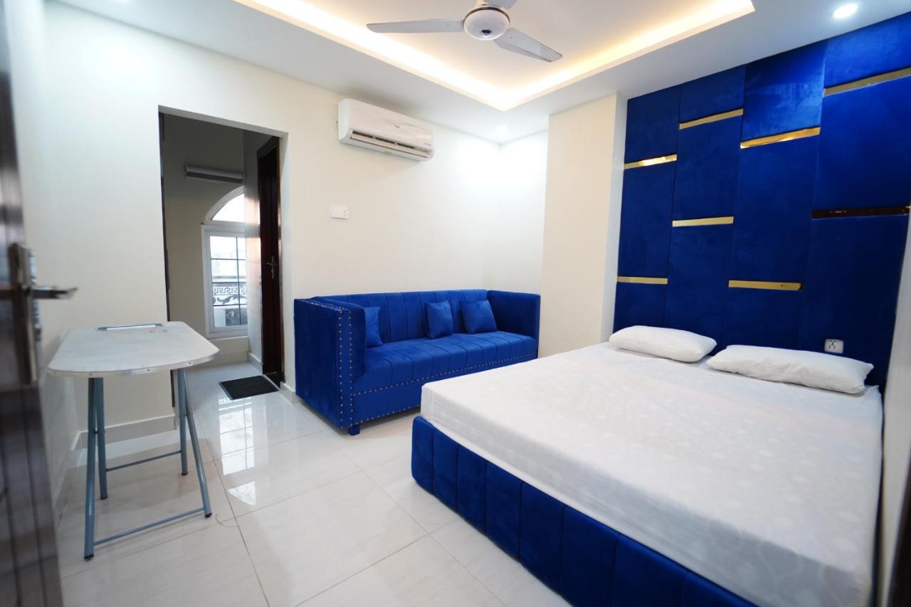 Отель Premier Heights Jhelum Экстерьер фото